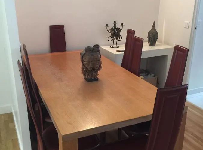 Private Bedrooms Near Eiffel Tower * 파리